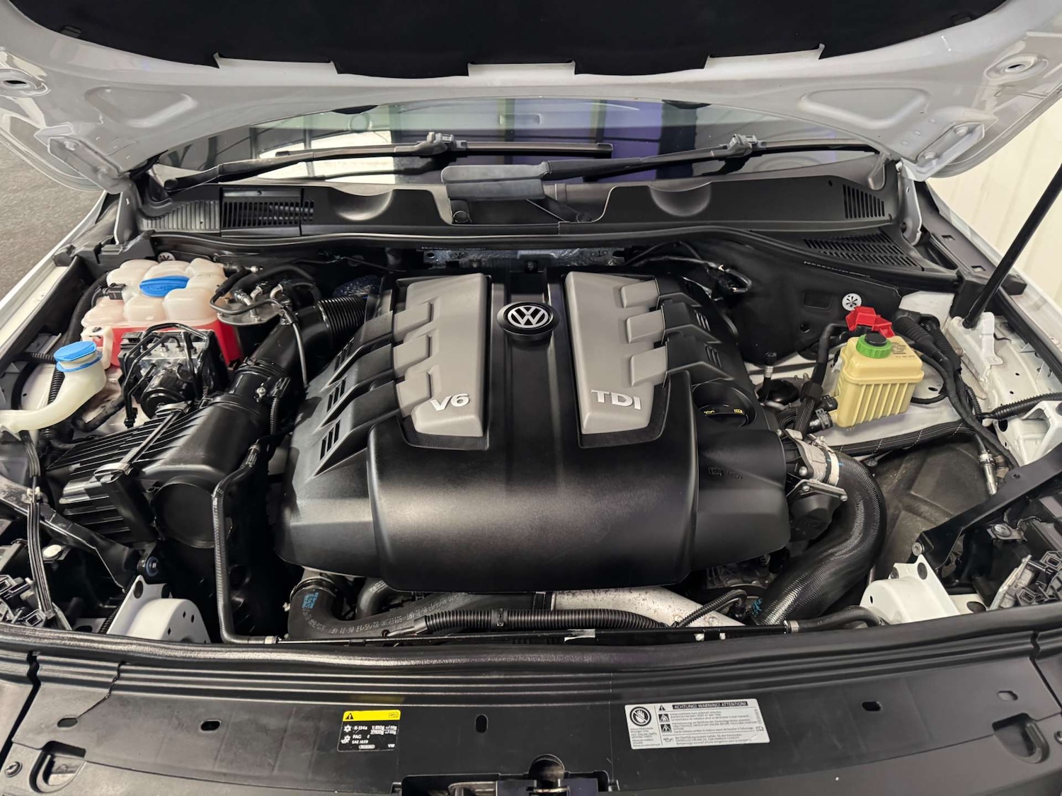 Used Volkswagen Touareg 2013 for sale - 78064648: Photo 74