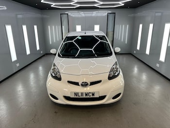 Used Toyota AYGO 2011 for sale - 76026747: Photo