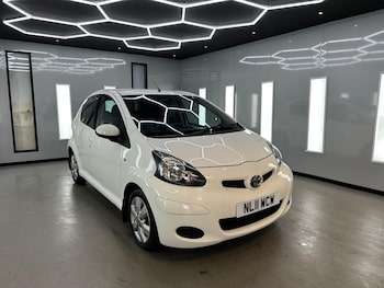 Used Toyota AYGO 2011 for sale - 76026747: Photo