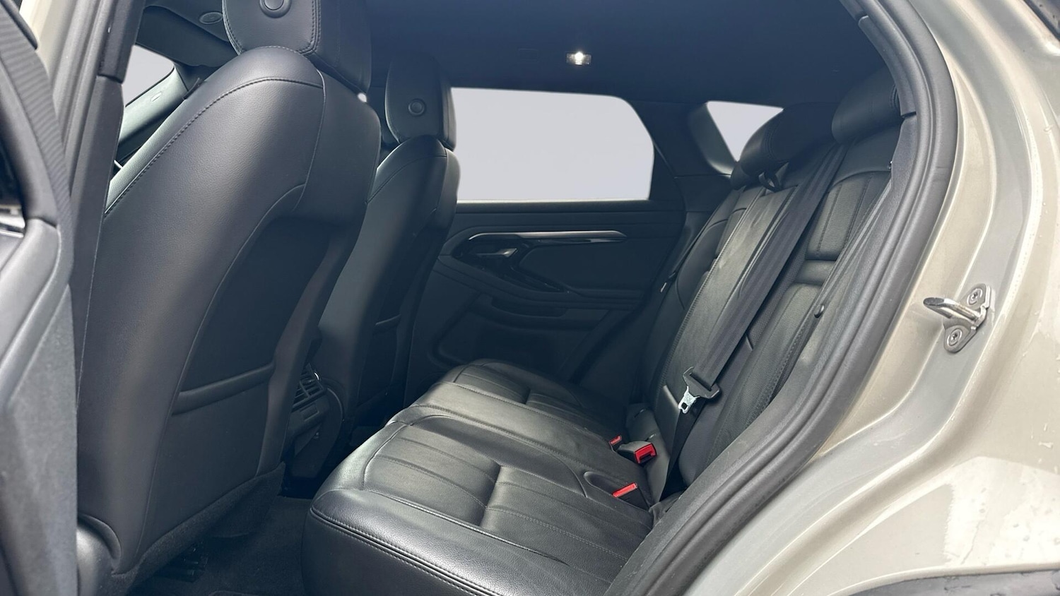 Used Land Rover Range Rover Evoque 2021 for sale - 76674047: Photo 4