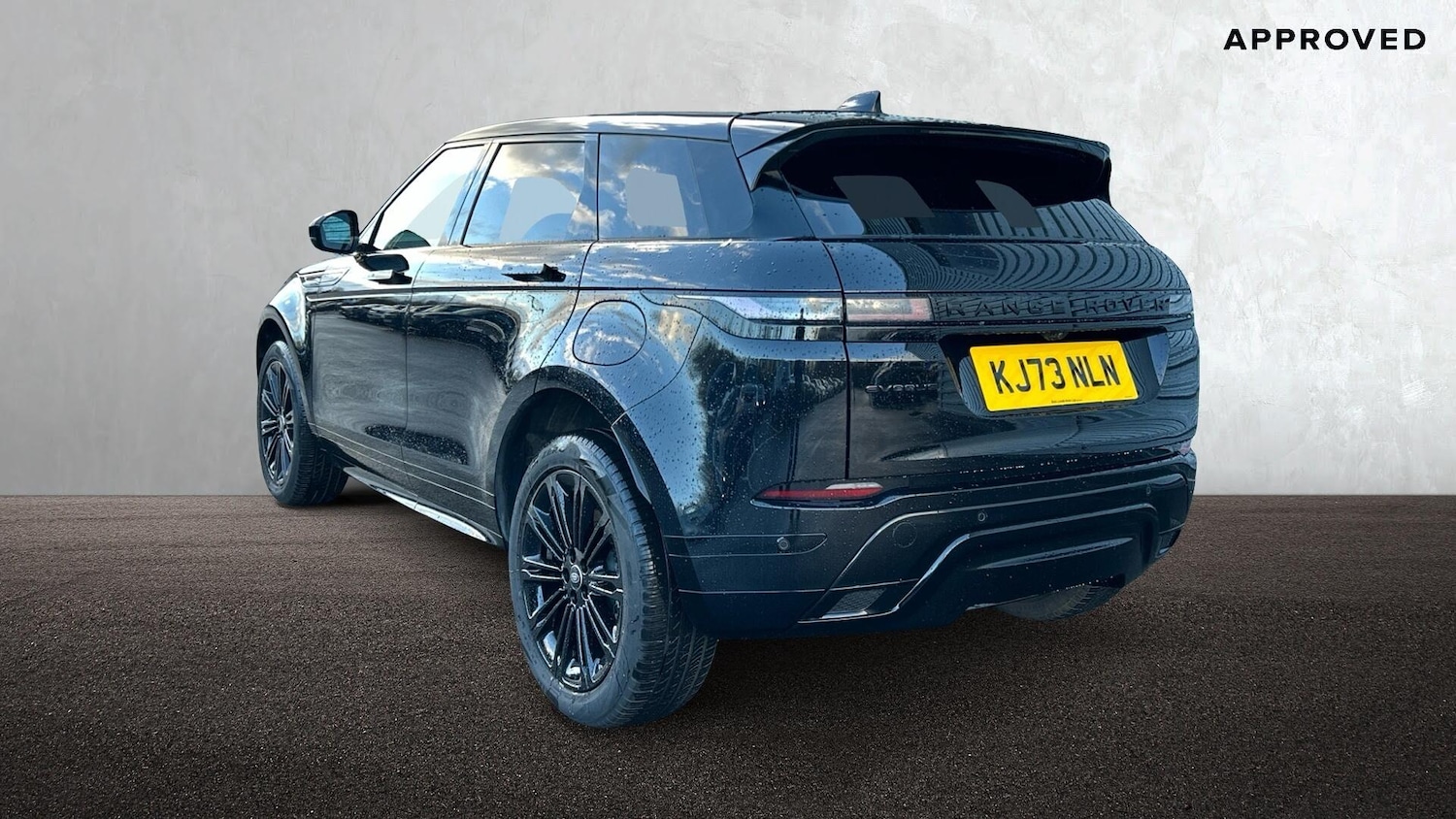 Used Land Rover Range Rover Evoque 2024 for sale - 76678008: Photo 2