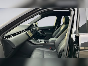 Used Land Rover Range Rover Evoque 2024 for sale - 76678008: Photo