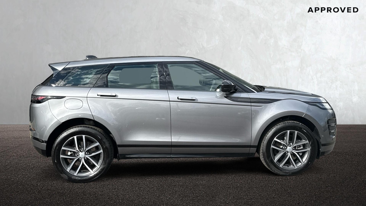 Used Land Rover Range Rover Evoque 2025 for sale - 76680123: Photo 5