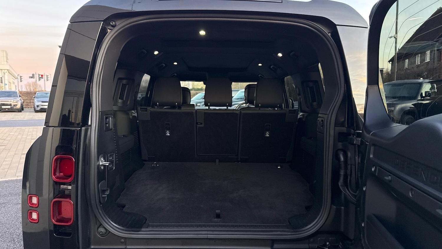 Used Land Rover Defender 2025 for sale - 77307286: Photo 10