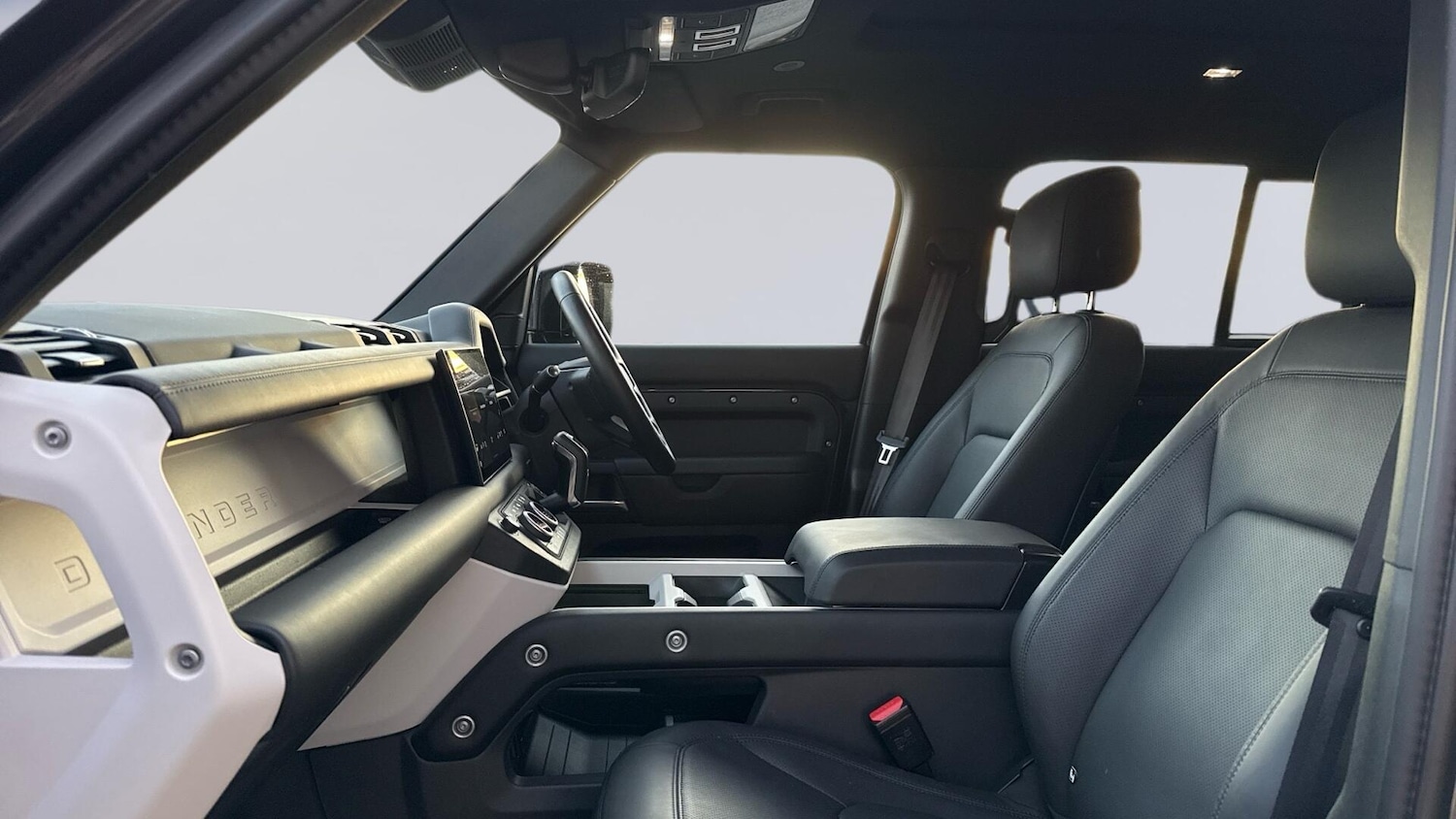 Used Land Rover Defender 2025 for sale - 77307286: Photo 3