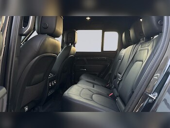 Used Land Rover Defender 2025 for sale - 77307286: Photo