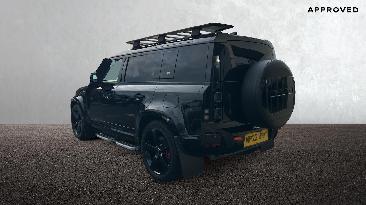 Used Land Rover Defender 2022 for sale - 76675602: Photo 2