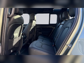 Used Land Rover Defender 2024 for sale - 78423286: Photo