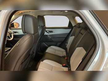 Used Land Rover Range Rover Velar 2024 for sale - 76678380: Photo