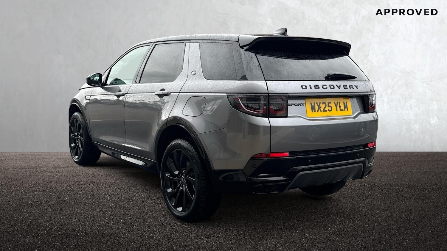 Used Land Rover Discovery Sport 2025 for sale - 76679951: Photo 2