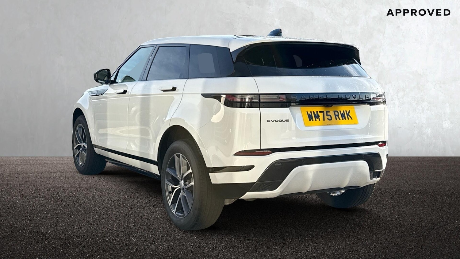 Used Land Rover Range Rover Evoque 2025 for sale - 77910847: Photo 2