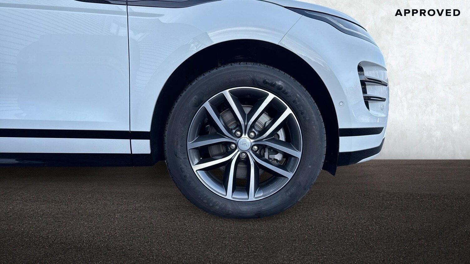 Used Land Rover Range Rover Evoque 2025 for sale - 77910847: Photo 8