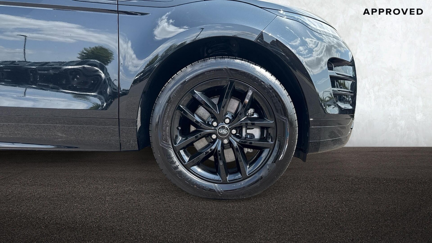 Used Land Rover Range Rover Evoque 2025 for sale - 76680449: Photo 8