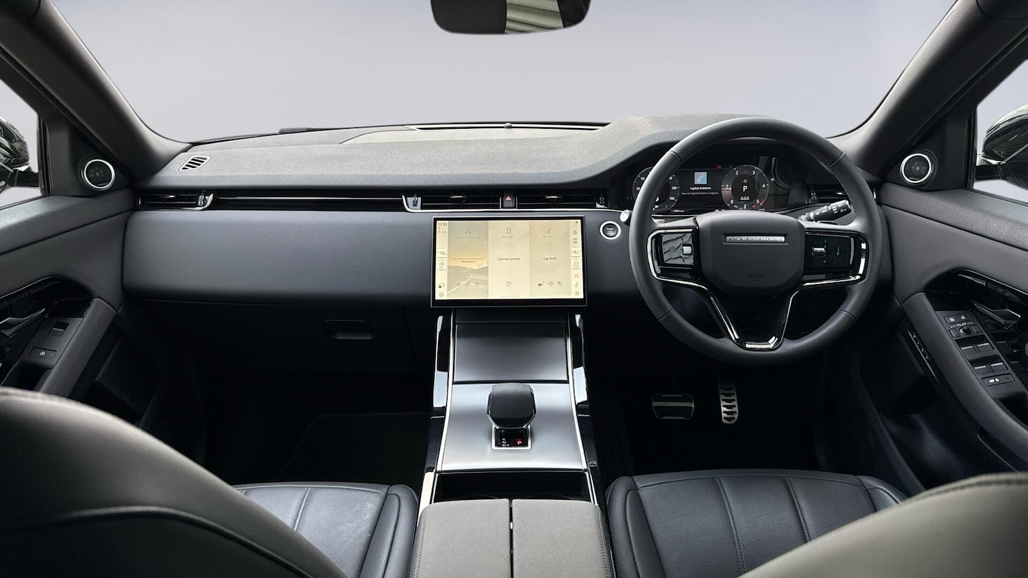 Used Land Rover Range Rover Evoque 2025 for sale - 76680449: Photo 9