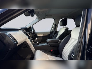 Used Land Rover Discovery 2024 for sale - 77042626: Photo