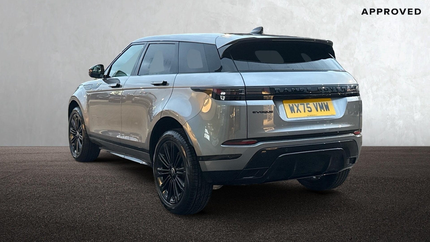 Used Land Rover Range Rover Evoque 2025 for sale - 77910858: Photo 2