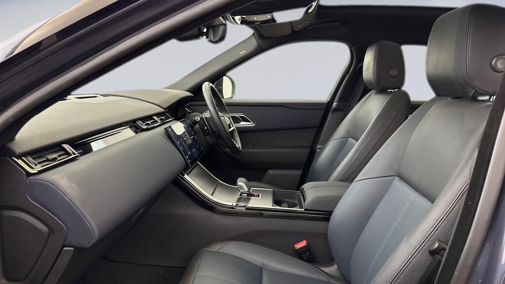 Used Land Rover Range Rover Velar 2023 for sale - 76675947: Photo 3