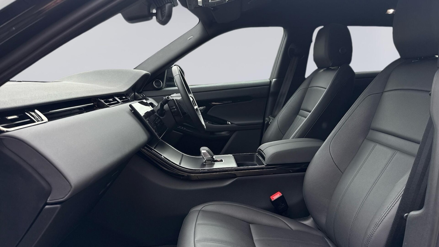 Used Land Rover Range Rover Evoque 2025 for sale - 76680455: Photo 3