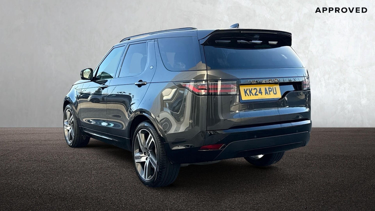 Used Land Rover Discovery 2024 for sale - 77528669: Photo 2