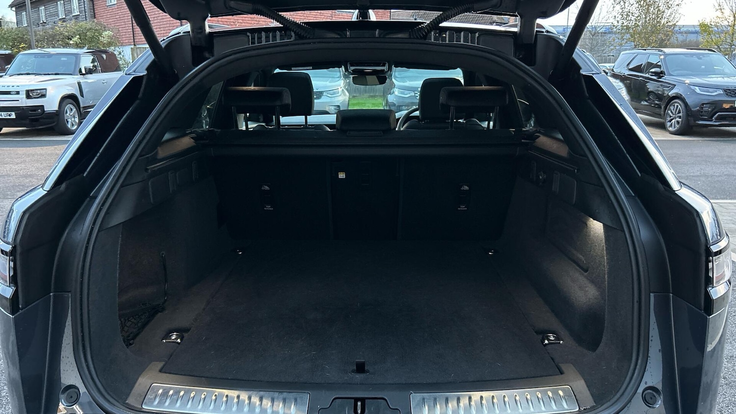 Used Land Rover Range Rover Velar 2025 for sale - 77307289: Photo 10