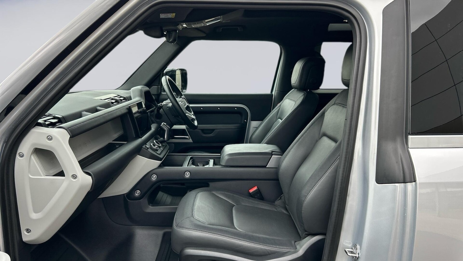 Used Land Rover Defender 2024 for sale - 78063413: Photo 3