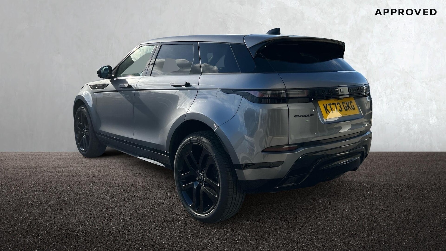 Used Land Rover Range Rover Evoque 2023 for sale - 76675861: Photo 2