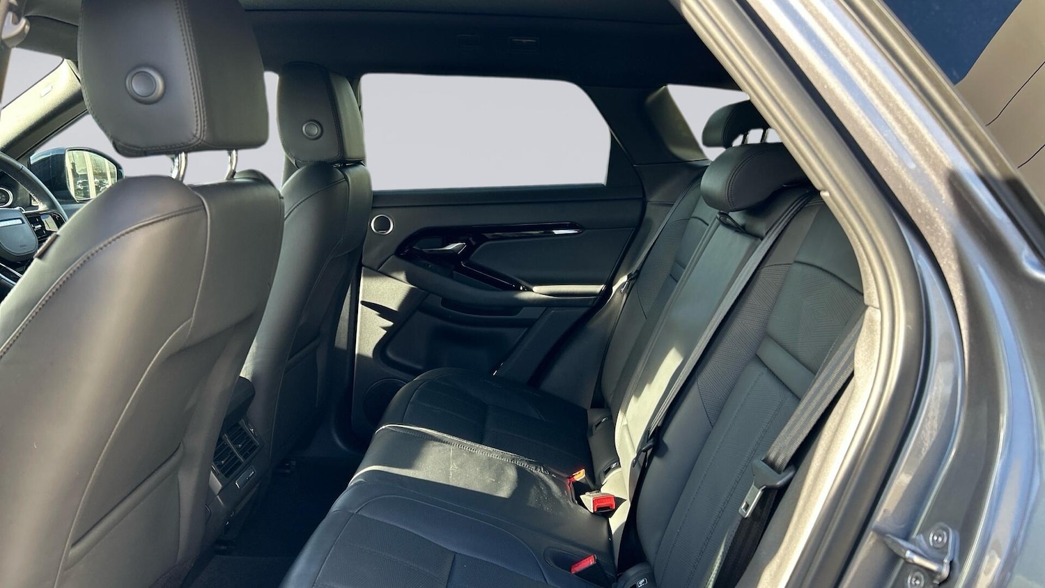 Used Land Rover Range Rover Evoque 2023 for sale - 76675861: Photo 4