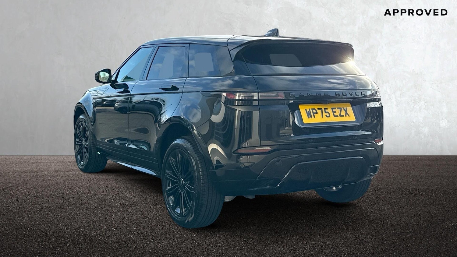 Used Land Rover Range Rover Evoque 2025 for sale - 77307296: Photo 2