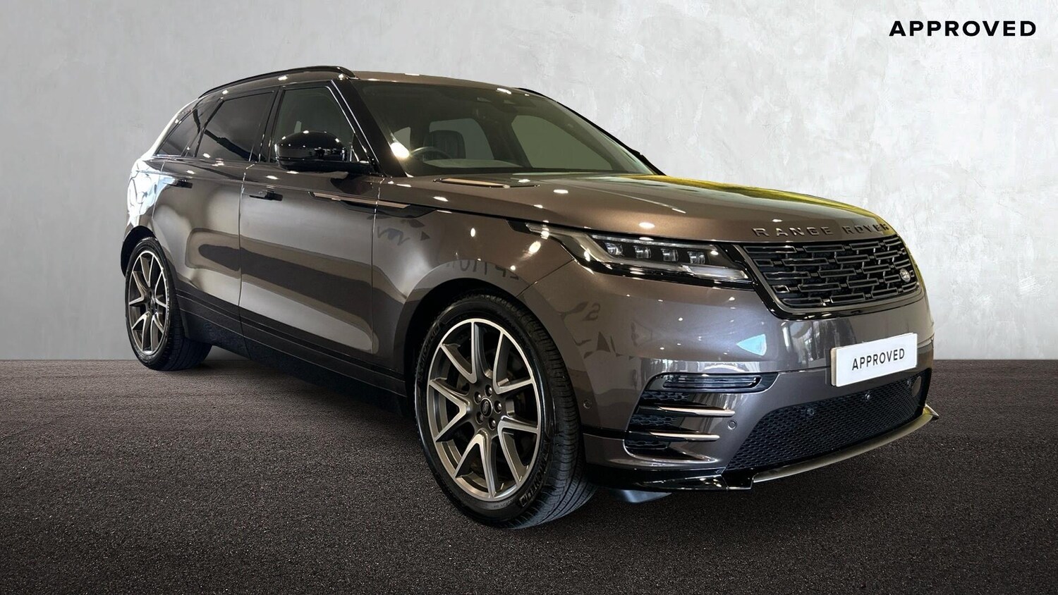 Used Land Rover Range Rover Velar 2023 for sale - 76675743: Photo 1