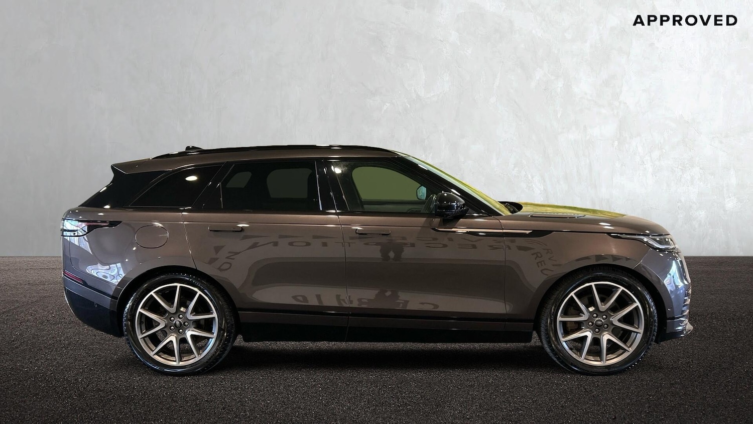 Used Land Rover Range Rover Velar 2023 for sale - 76675743: Photo 5