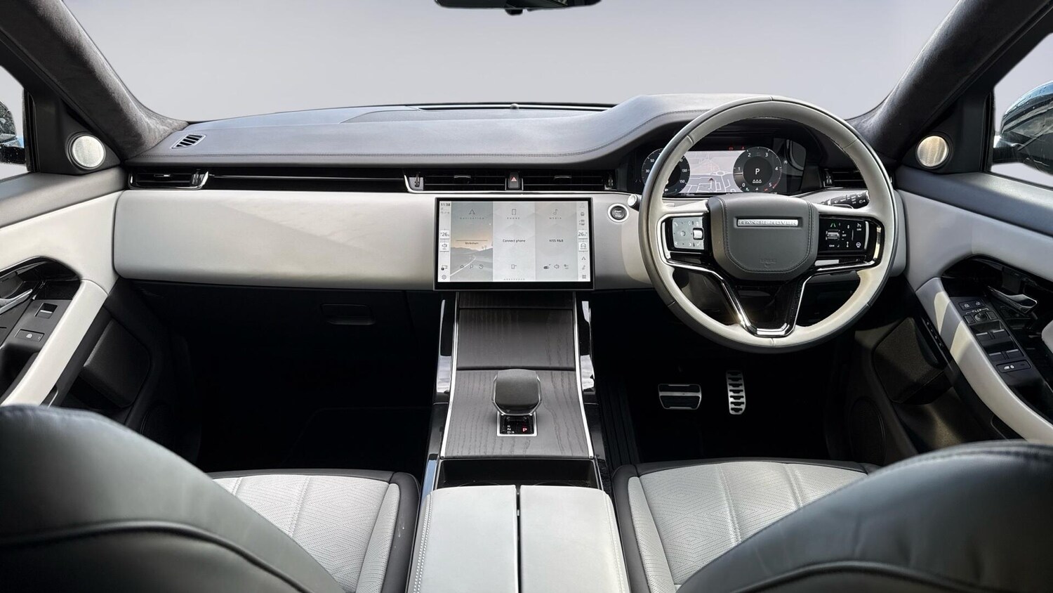 Used Land Rover Range Rover Evoque 2025 for sale - 77910848: Photo 9