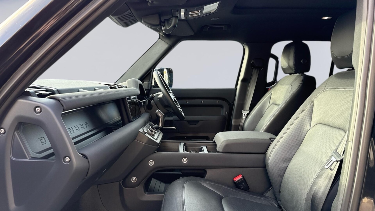 Used Land Rover Defender 2023 for sale - 77360267: Photo 3