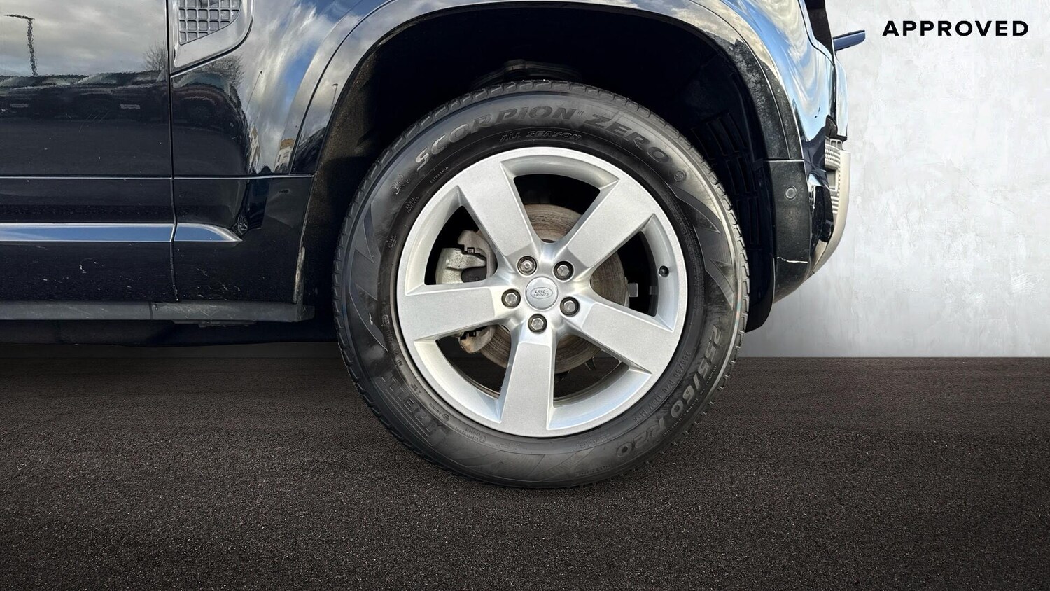 Used Land Rover Defender 2023 for sale - 77360267: Photo 8