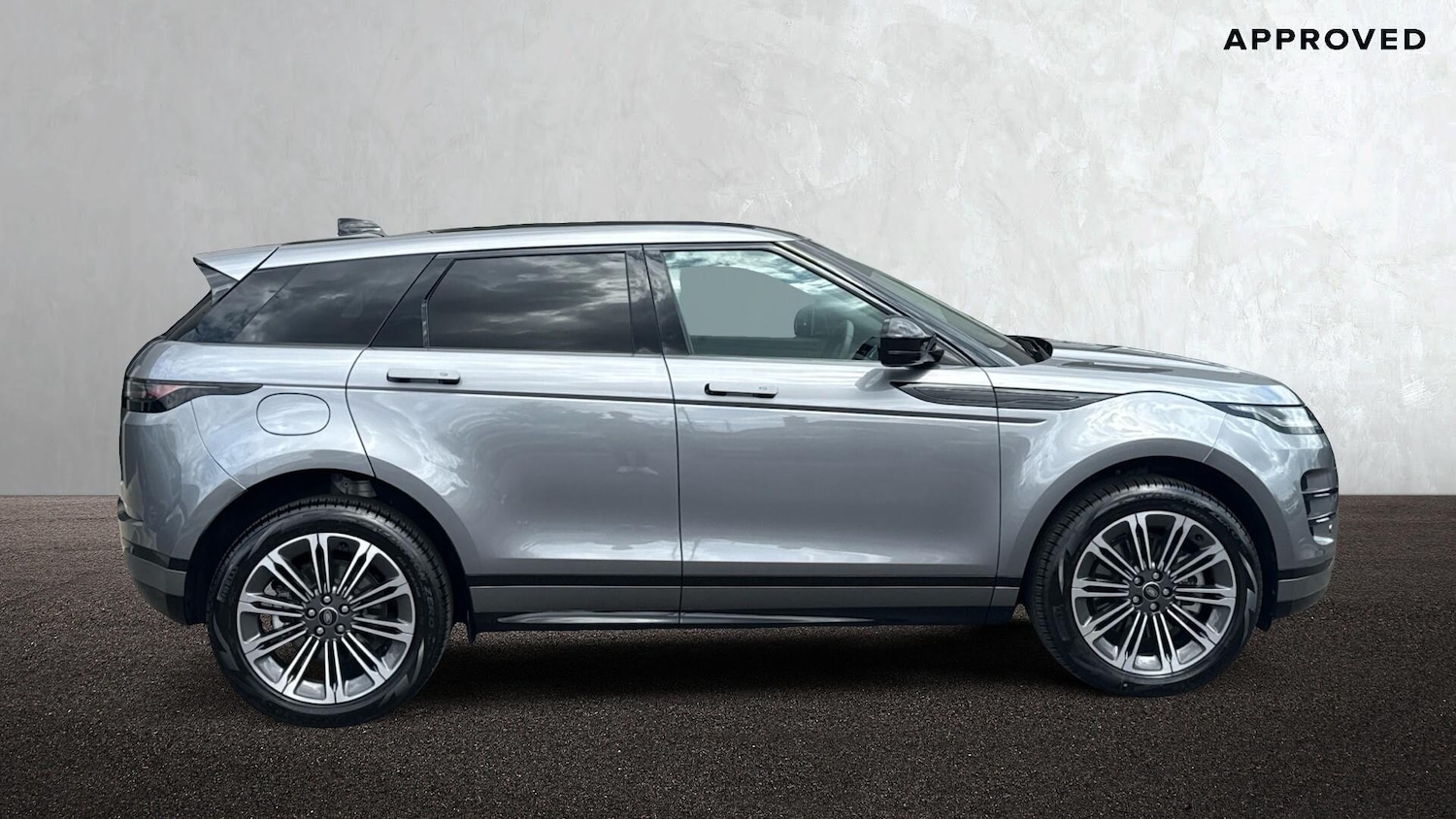 Used Land Rover Range Rover Evoque 2025 for sale - 76680071: Photo 5