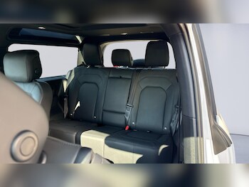 Used Land Rover Defender 2025 for sale - 78140357: Photo