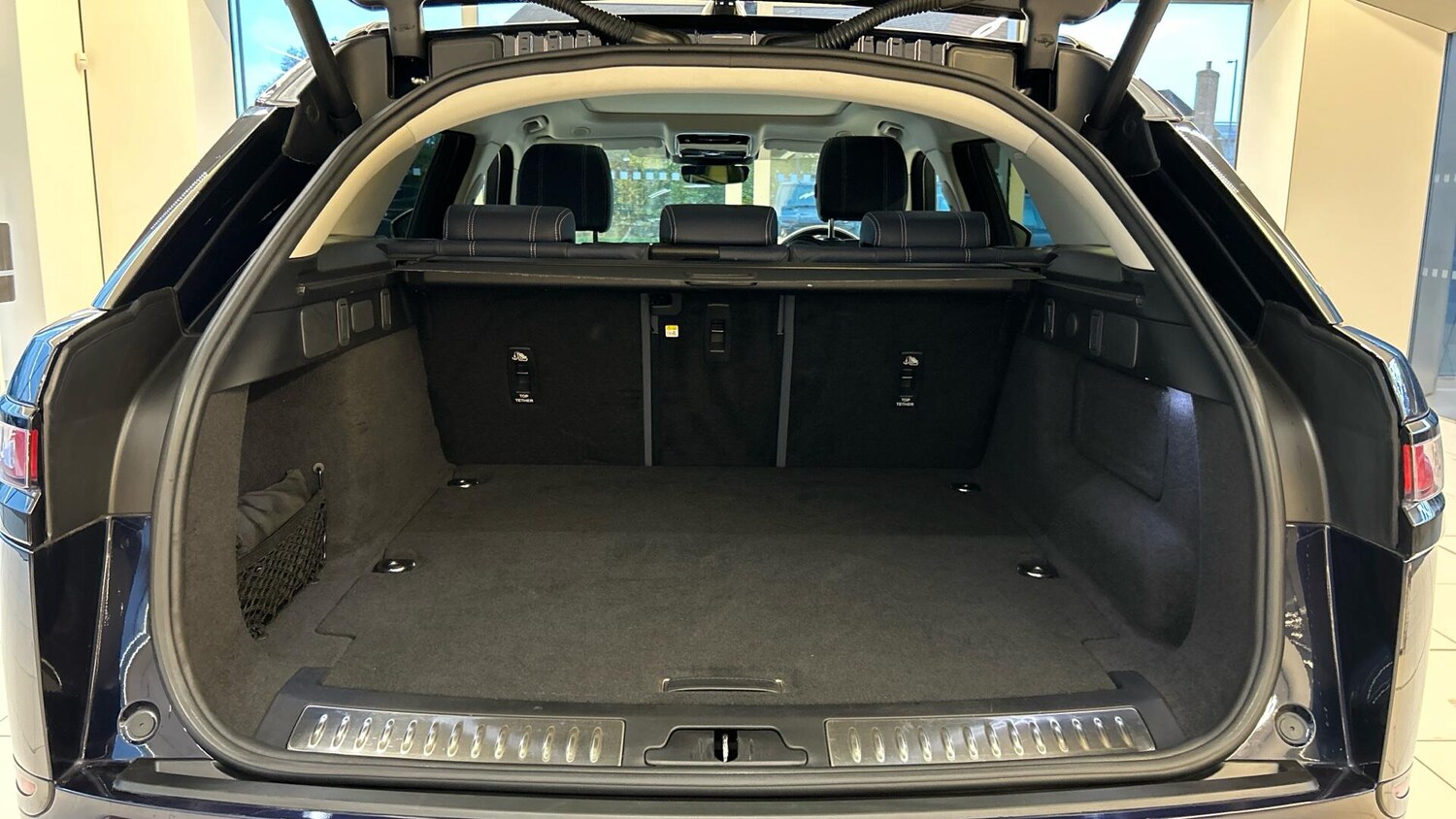 Used Land Rover Range Rover Velar 2022 for sale - 76674932: Photo 10