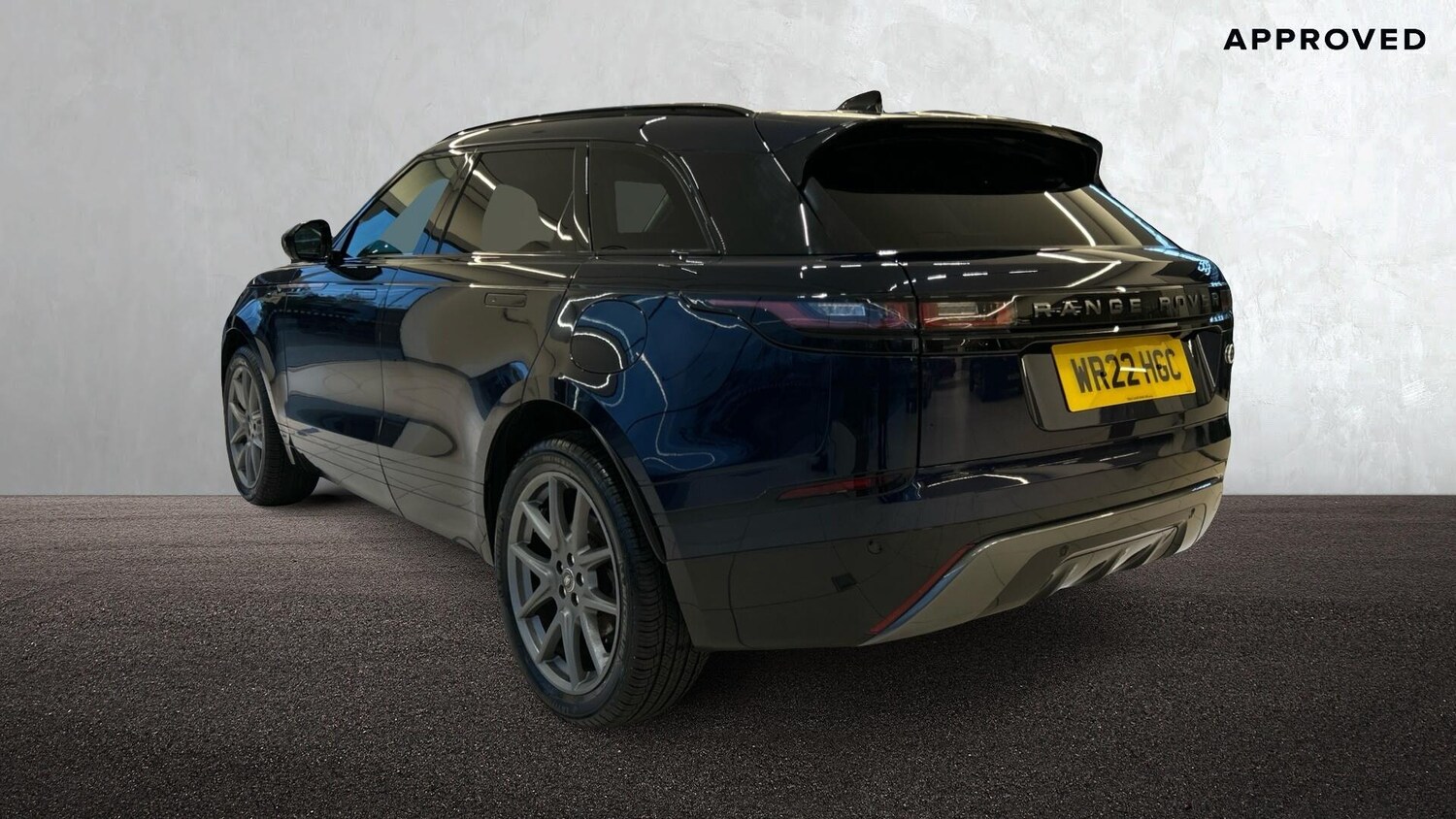 Used Land Rover Range Rover Velar 2022 for sale - 76674932: Photo 2