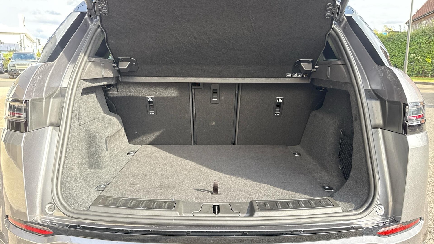 Used Land Rover Range Rover Evoque 2025 for sale - 76680147: Photo 10