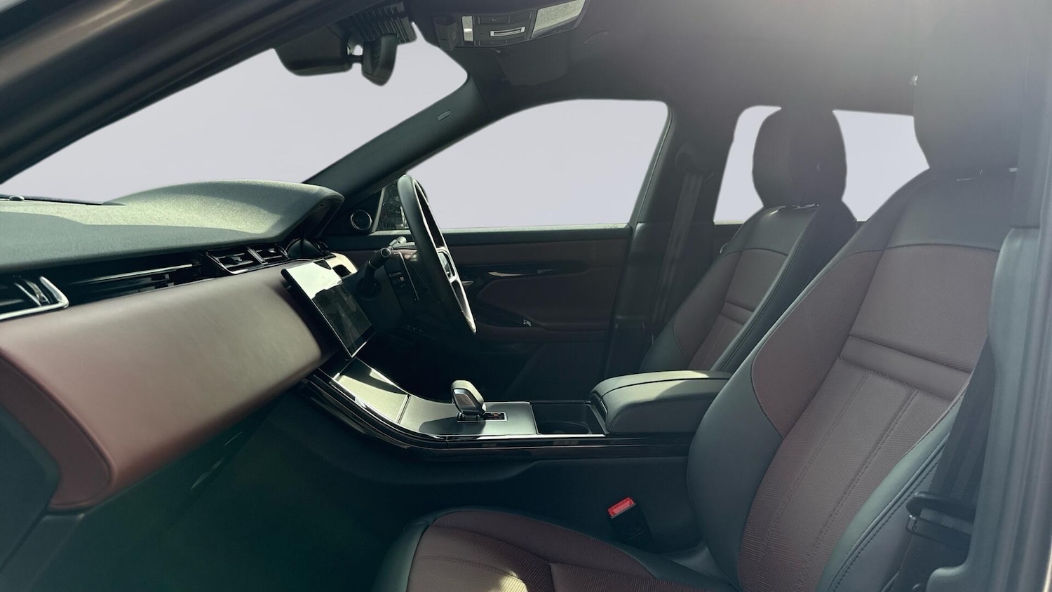 Used Land Rover Range Rover Evoque 2025 for sale - 76680147: Photo 3