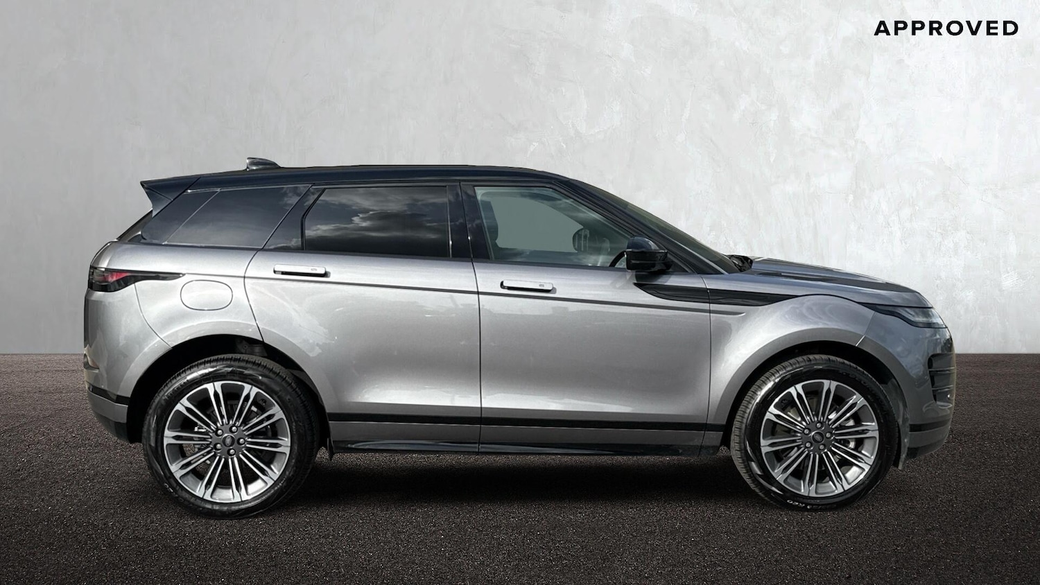 Used Land Rover Range Rover Evoque 2025 for sale - 76680147: Photo 5