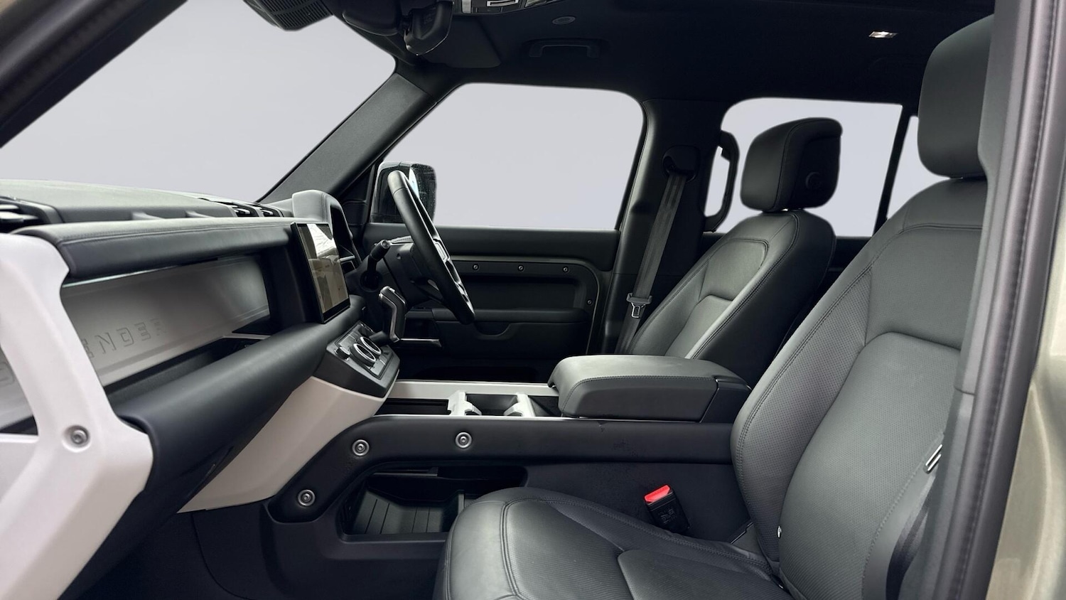 Used Land Rover Defender 2024 for sale - 77372714: Photo 3