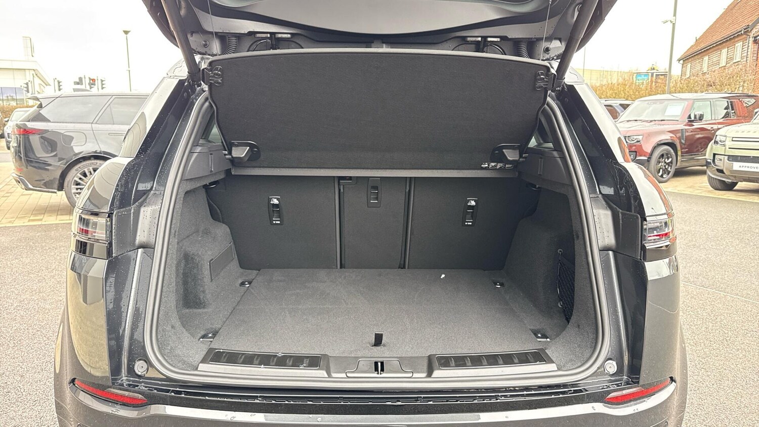 Used Land Rover Range Rover Evoque 2026 for sale - 77910860: Photo 10