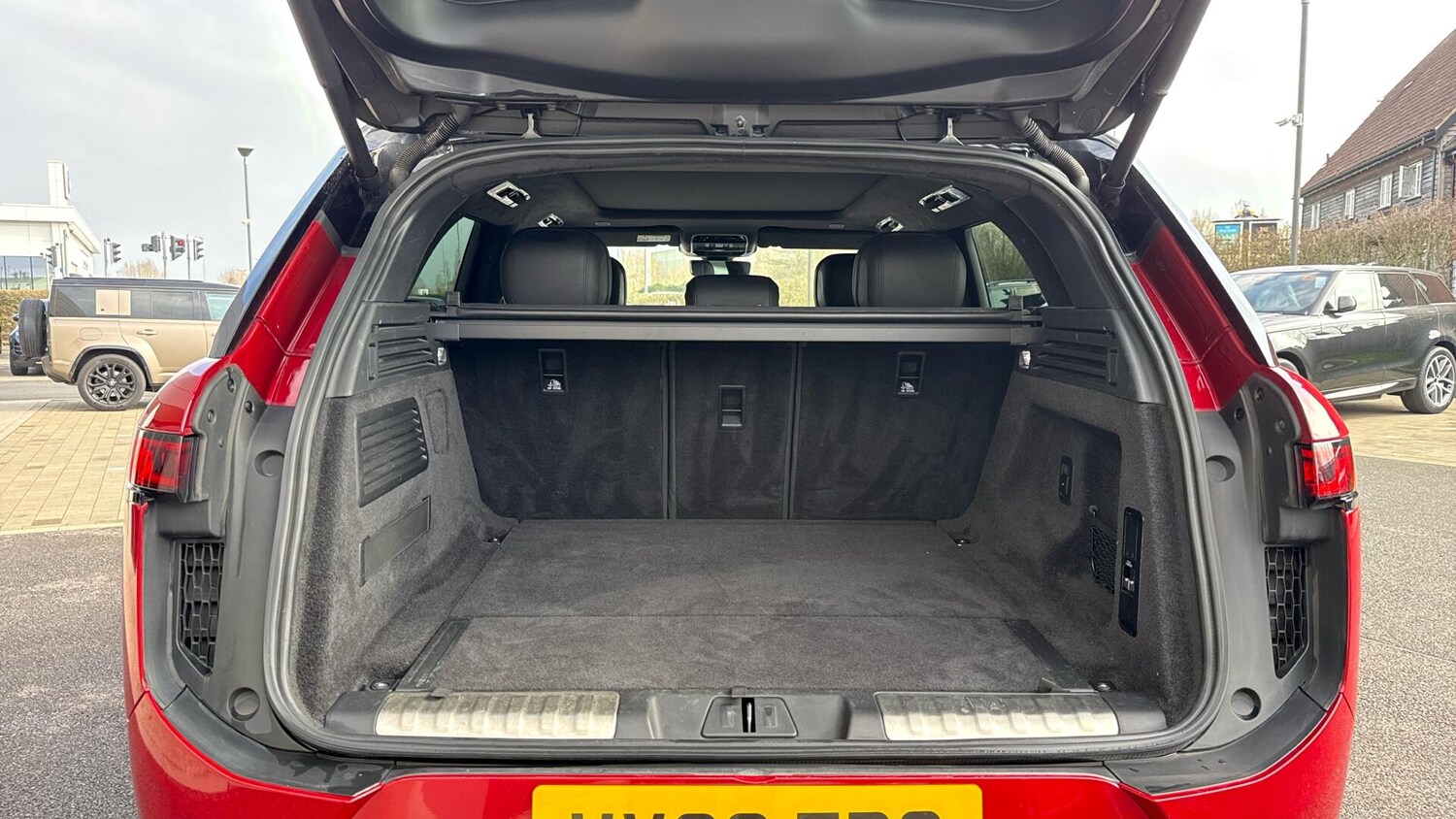 Used Land Rover Range Rover Sport 2023 for sale - 77855306: Photo 10