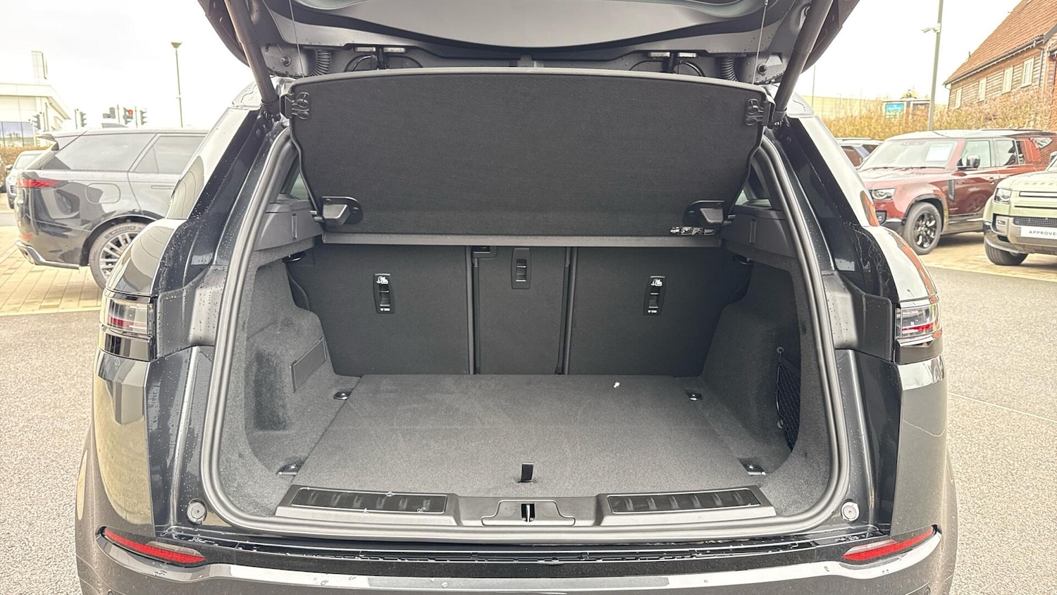 Used Land Rover Range Rover Evoque 2026 for sale - 77480085: Photo 10