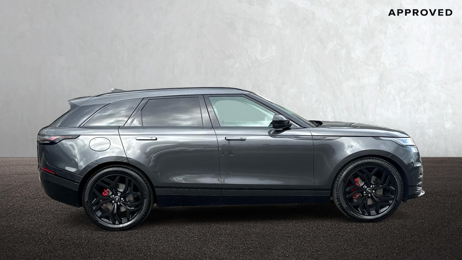 Used Land Rover Range Rover Velar 2025 for sale - 76680270: Photo 5