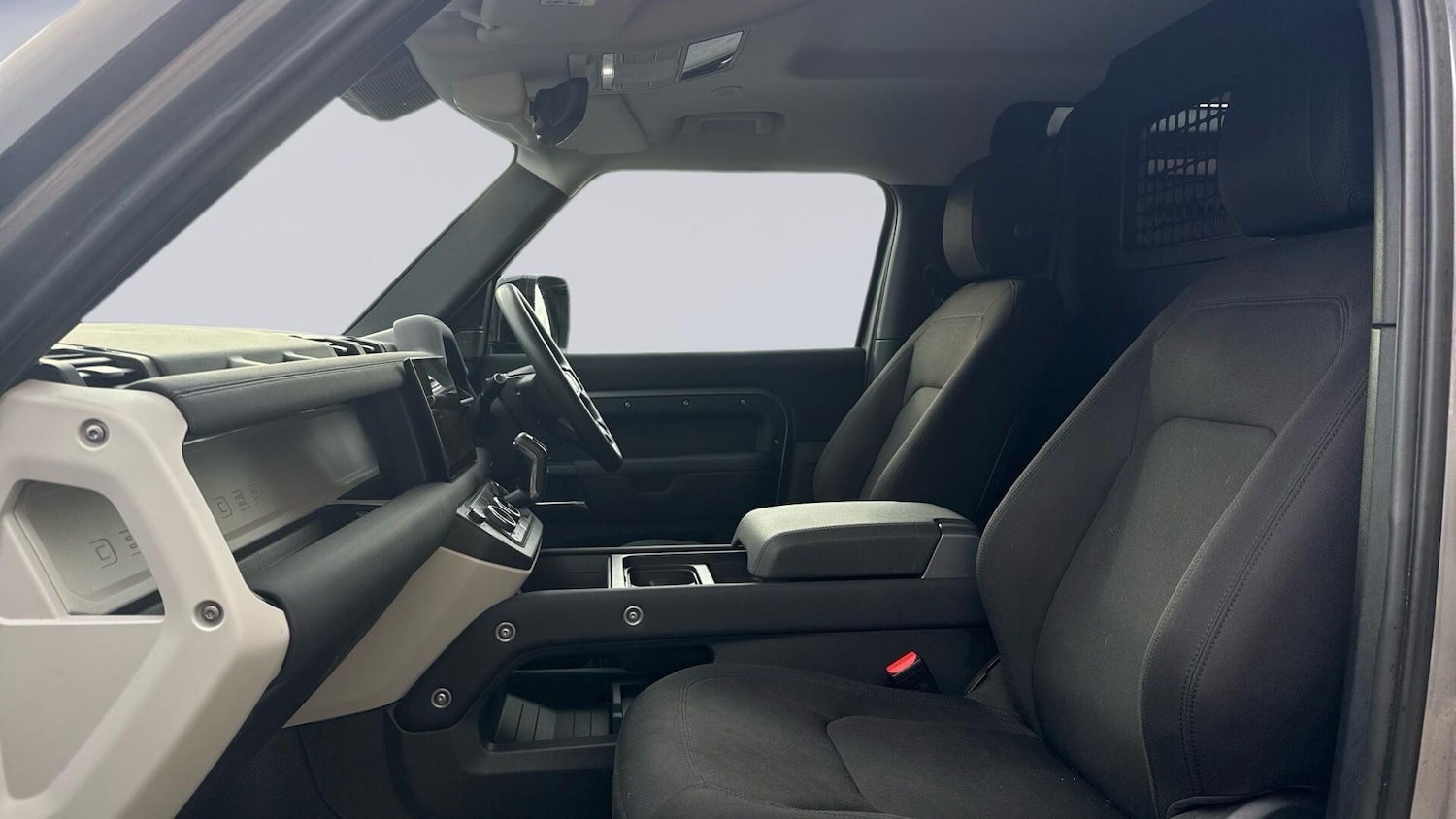 Used Land Rover Defender 2022 for sale - 77010021: Photo 3