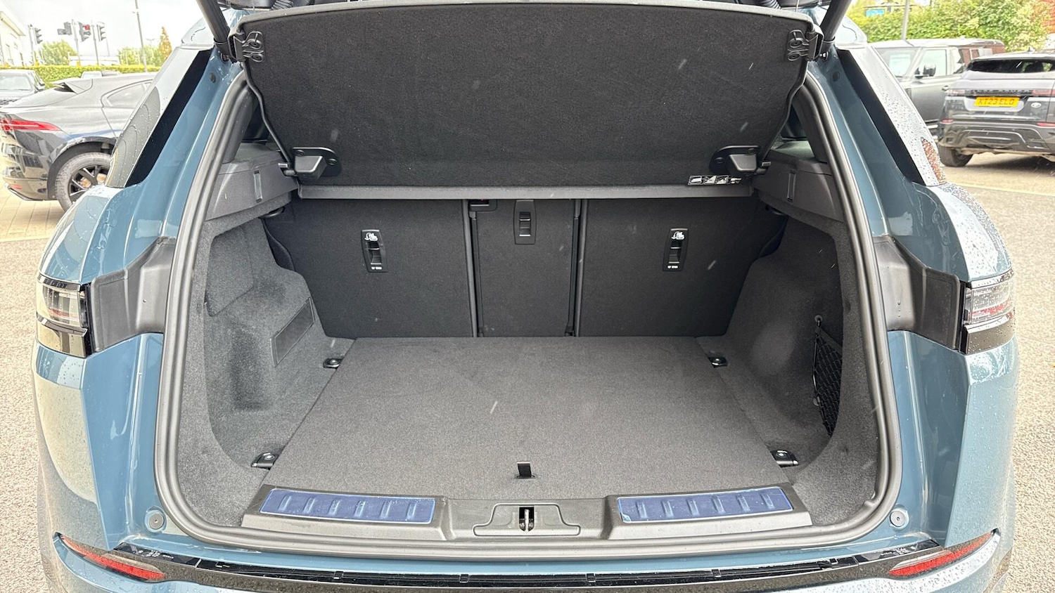 Used Land Rover Range Rover Evoque 2025 for sale - 76679117: Photo 10