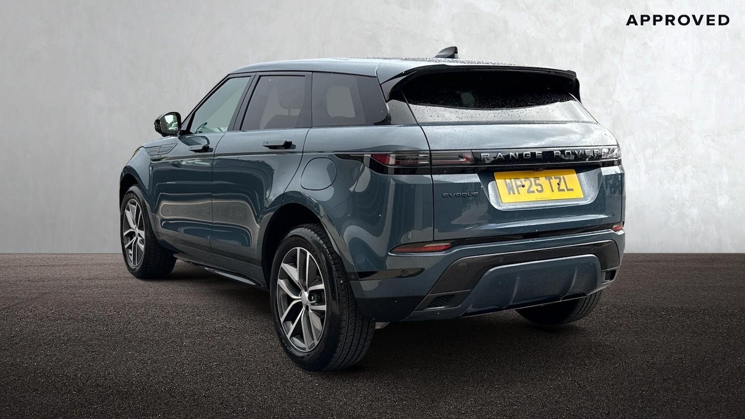 Used Land Rover Range Rover Evoque 2025 for sale - 76679117: Photo 2