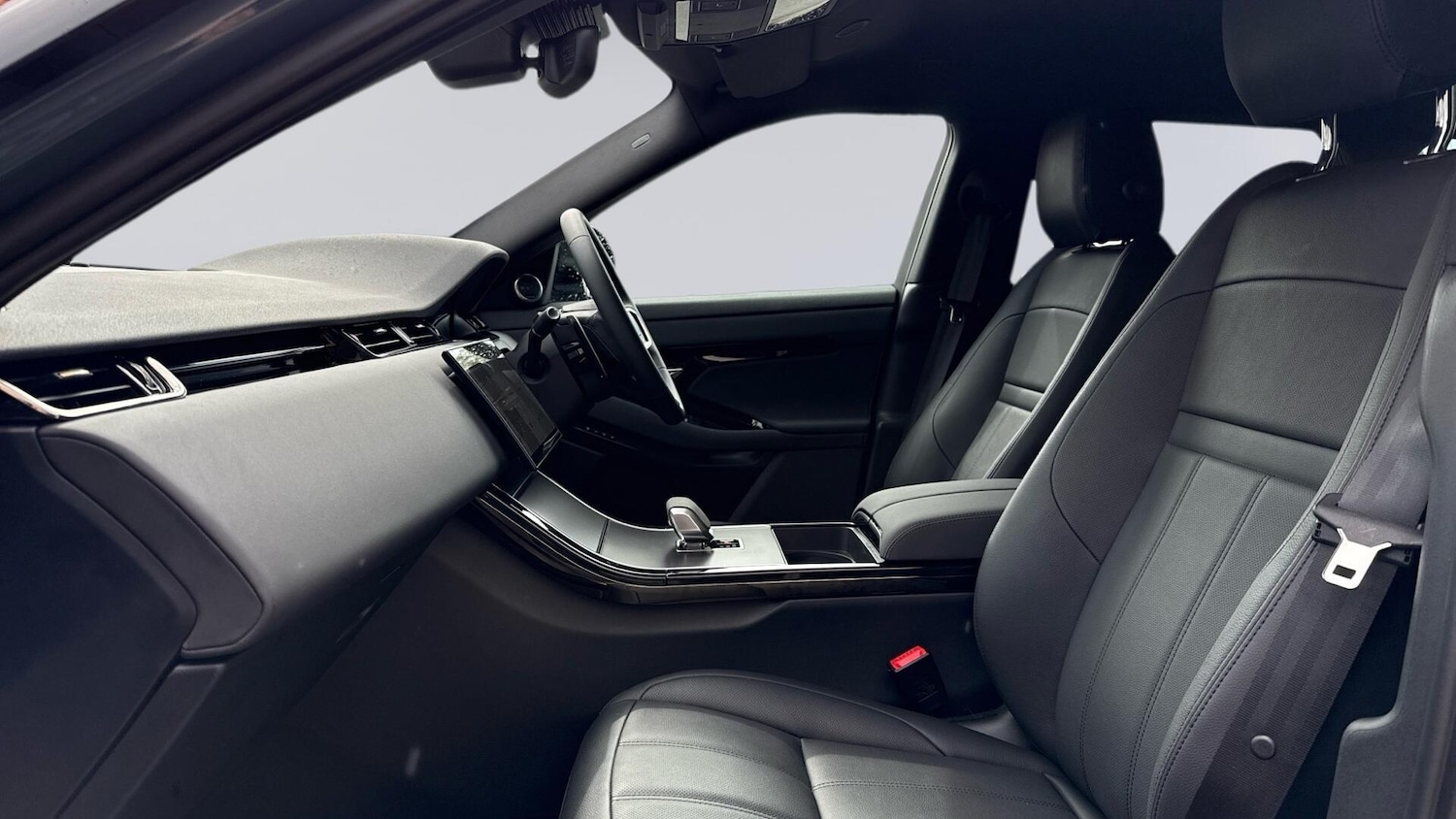 Used Land Rover Range Rover Evoque 2025 for sale - 76679117: Photo 3