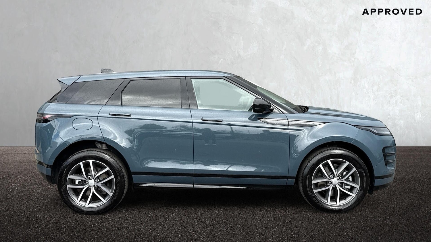 Used Land Rover Range Rover Evoque 2025 for sale - 76679117: Photo 5